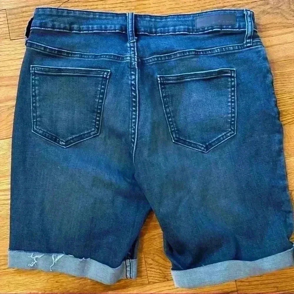 Calvin Klein Jeans shorts with embroidered belt